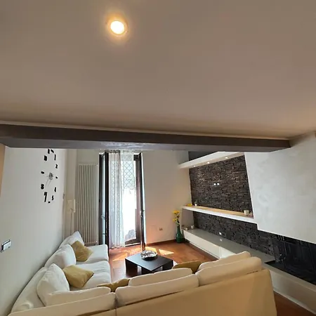 Cavour Luxury Apartment *
